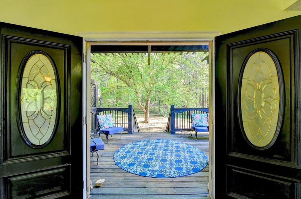 155 Hollyberry Dr, Dallas GA 30157-6110 exterior