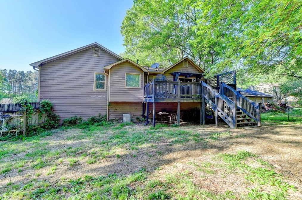 155 Hollyberry Dr, Dallas GA 30157-6110 exterior