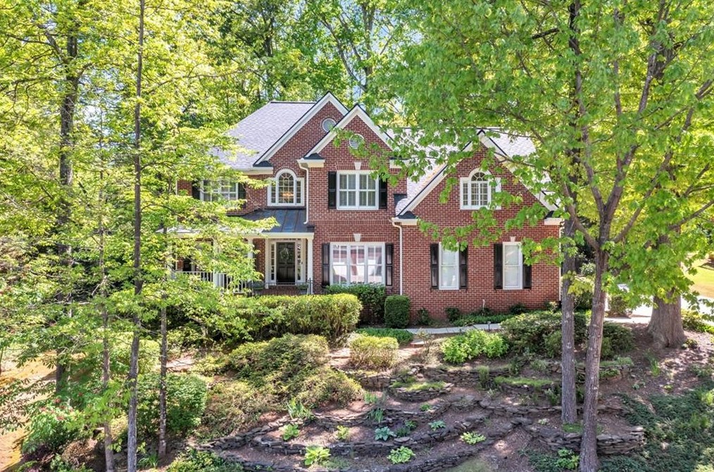 700 Vinings Estates Dr Se, Mableton, GA 30126