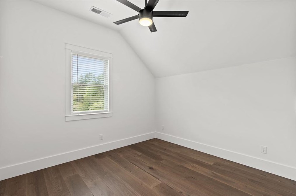 346 Crestview Cir, Roswell GA  30075-3823 exterior