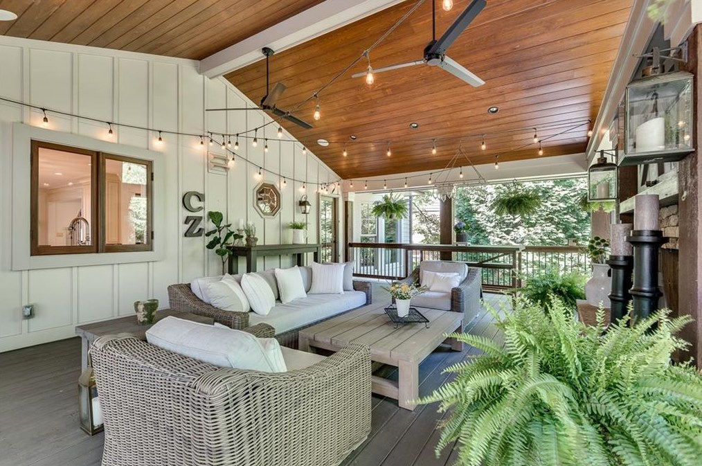 5276 Redfield Rd, Atlanta GA 30338-3722 exterior