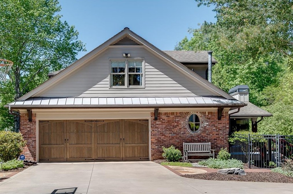 5276 Redfield Rd, Atlanta GA 30338-3722 exterior