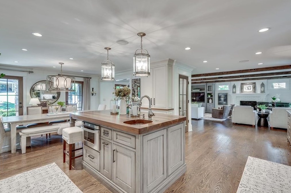 5276 Redfield Rd, Atlanta GA 30338-3722 exterior