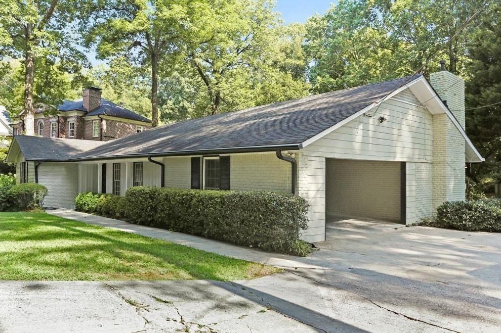 1040 Carter Dr Ne, Atlanta, GA 30319