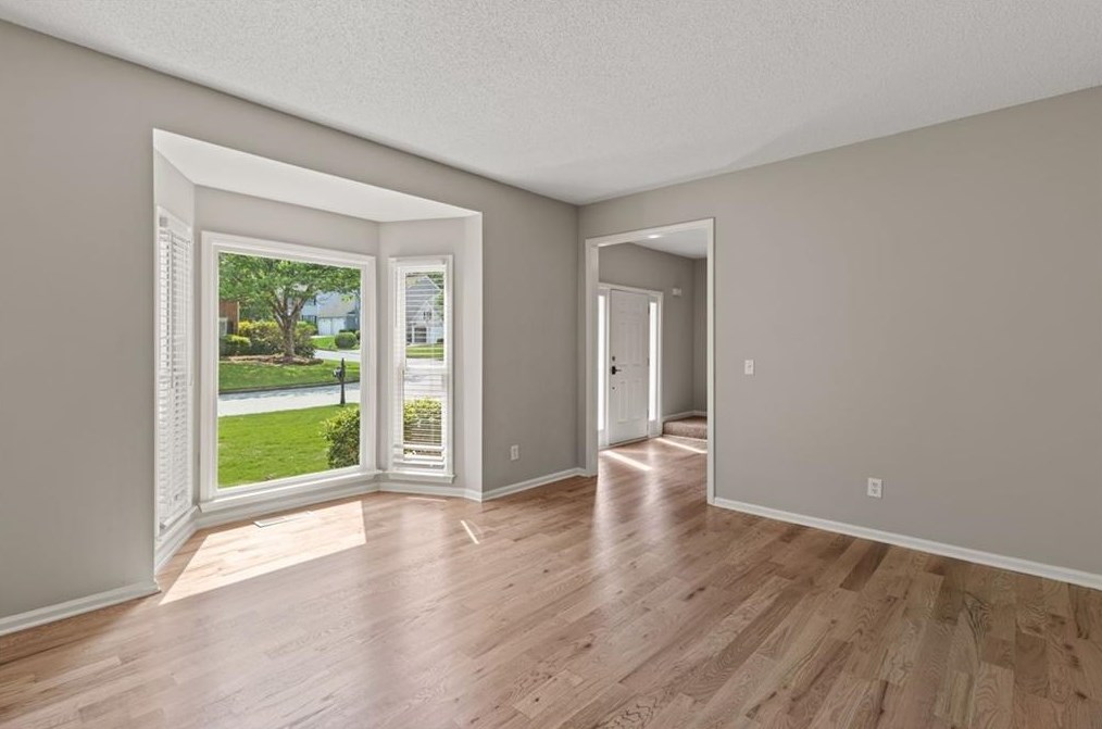 11115 Glenbarr Dr, Duluth GA 30097-7898 exterior