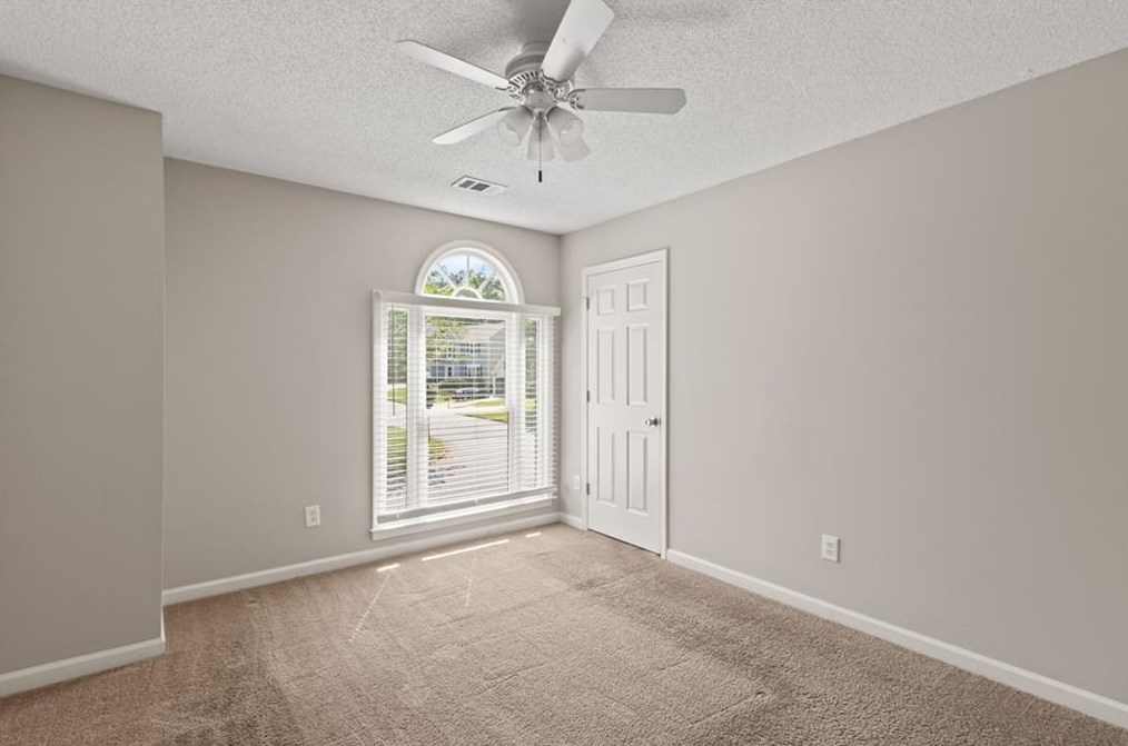 11115 Glenbarr Dr, Duluth GA 30097-7898 exterior