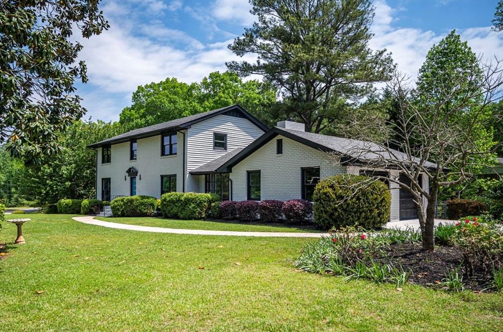 3811 White Haven Dr, Smyrna, GA 30082-3635