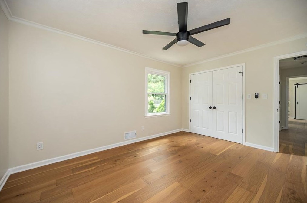 3811 White Hvn Dr, Smyrna GA 30082-3635 exterior