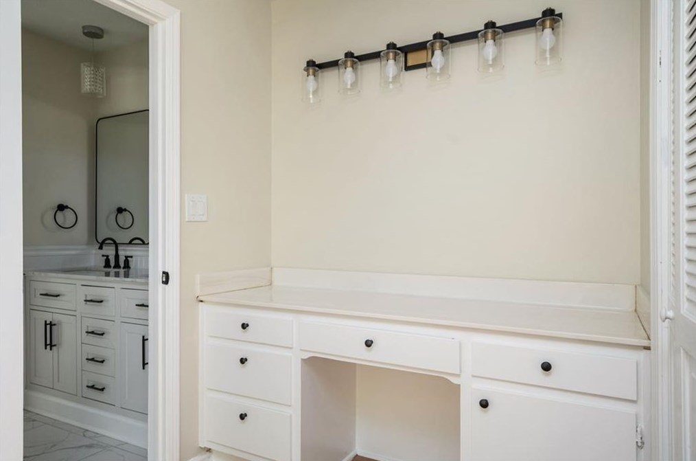 3811 White Hvn Dr, Smyrna GA 30082-3635 exterior