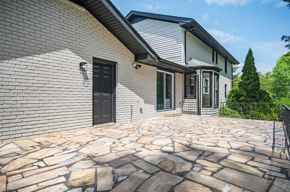 3811 White Hvn Dr, Smyrna GA 30082-3635 exterior