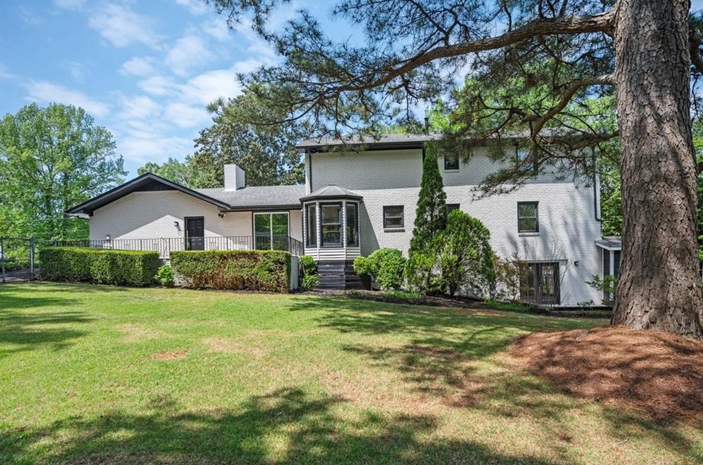 3811 White Hvn Dr, Smyrna GA 30082-3635 exterior