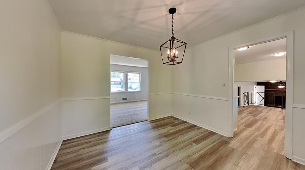 2438 Tiffany Pl, Decatur, GA 30035-3335