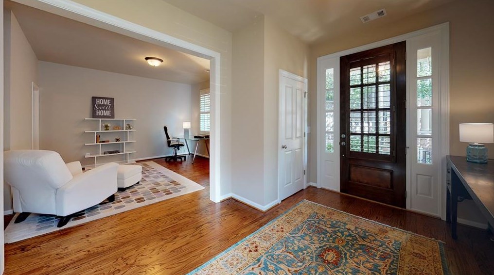 3680 Brookhaven Manor Xing, Atlanta, GA 30319-1328