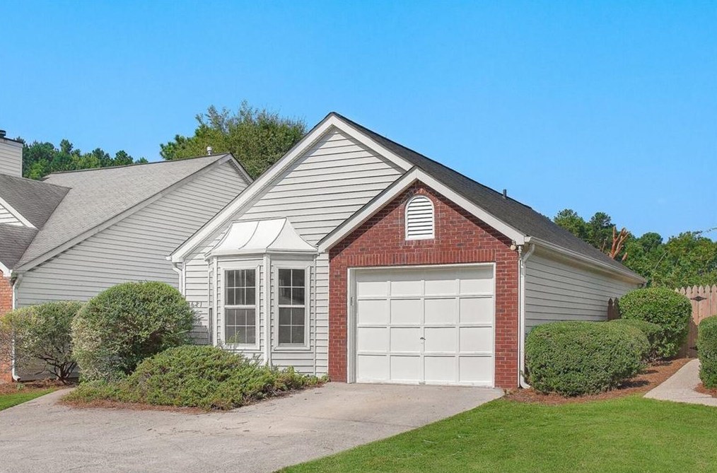 2621 Laurel Ln Nw, Kennesaw, GA 30152