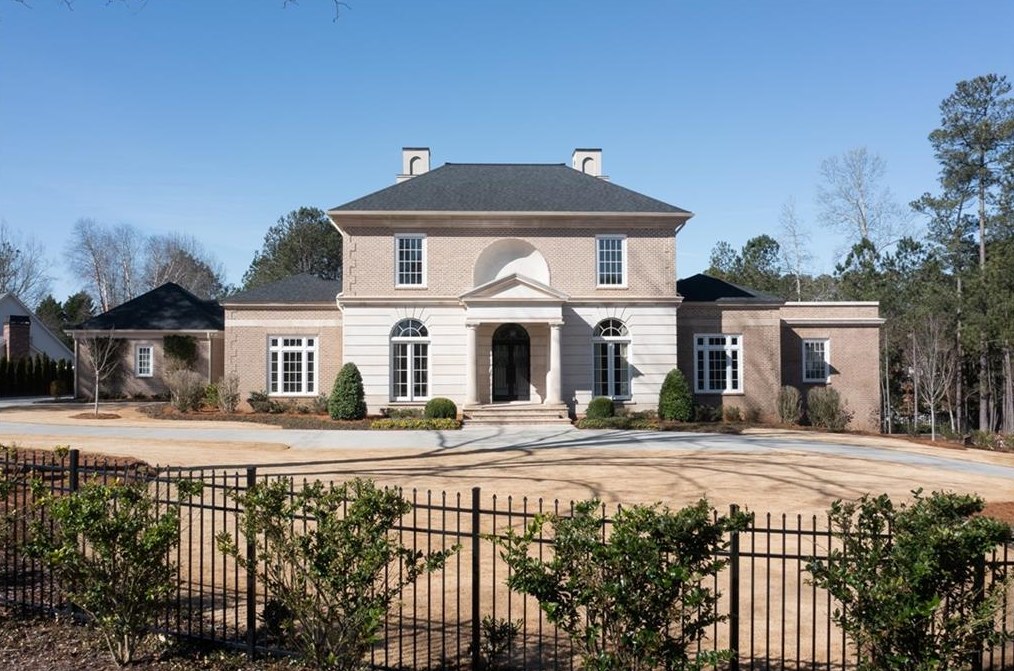 2425 Hopewell Plantation Dr, Alpharetta, GA 30004