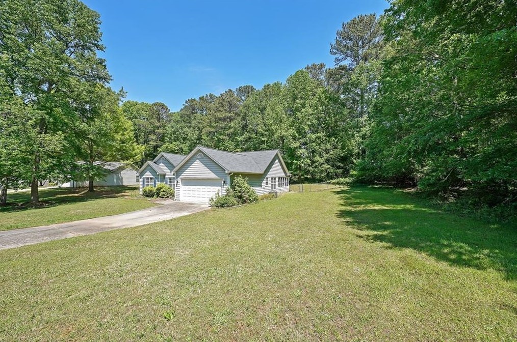 750 Flintlock Dr, Dacula, GA 30019