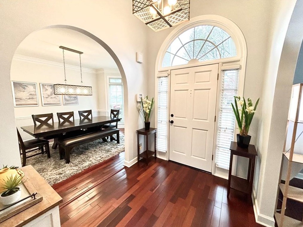 175 Shelli Ln, Roswell, GA 30075