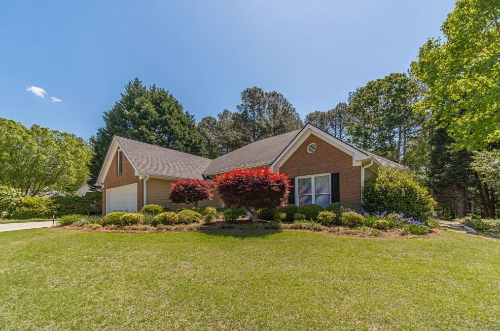 2151 Flowering Dr, Grayson, GA 30017