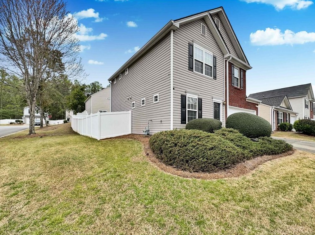 426 Royal Oak Dr, Acworth, GA 30102