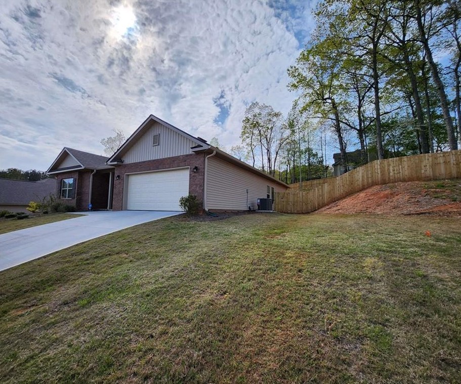 191 Amidon Dr, Villa Rica, GA 30180-5525