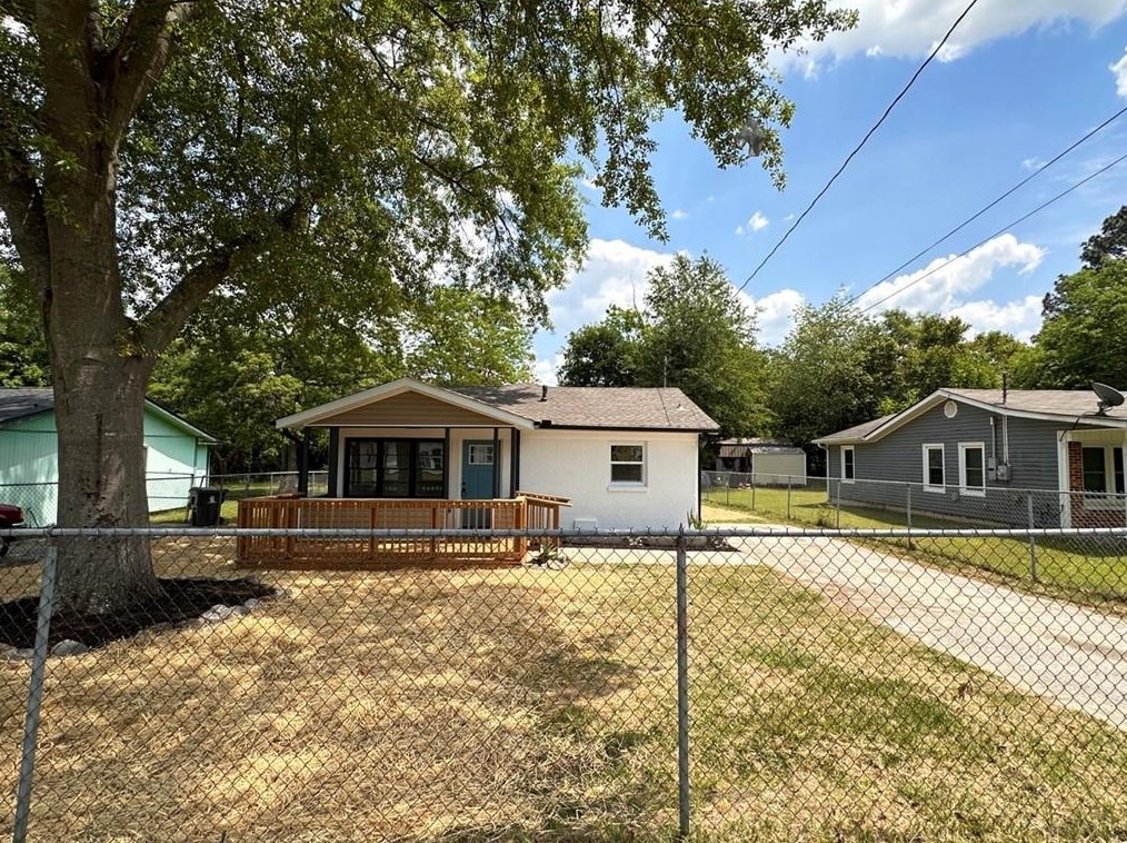 214 Suzanne Dr, Warner Robins, GA 31093