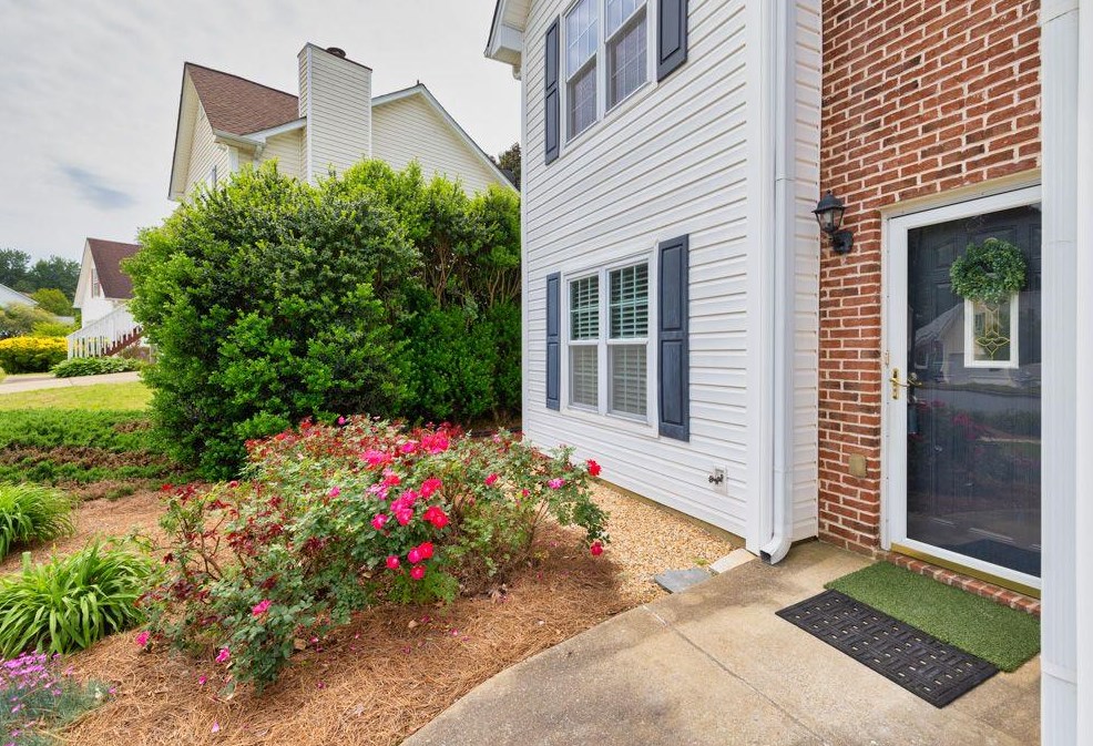 2910 Arden Ridge Dr, Suwanee, GA 30024