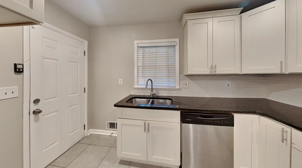 2702 Aquamist Dr, Decatur GA  30034-1905 exterior