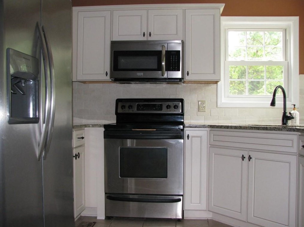 1109 Chesterwick Trce, Holly Springs GA  30115-4110 exterior