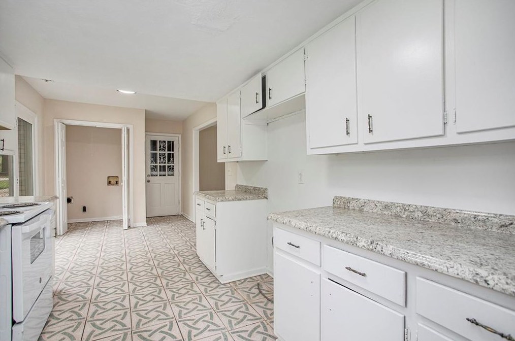 3066 Cobb Trl, Decatur GA  30034-3501 exterior