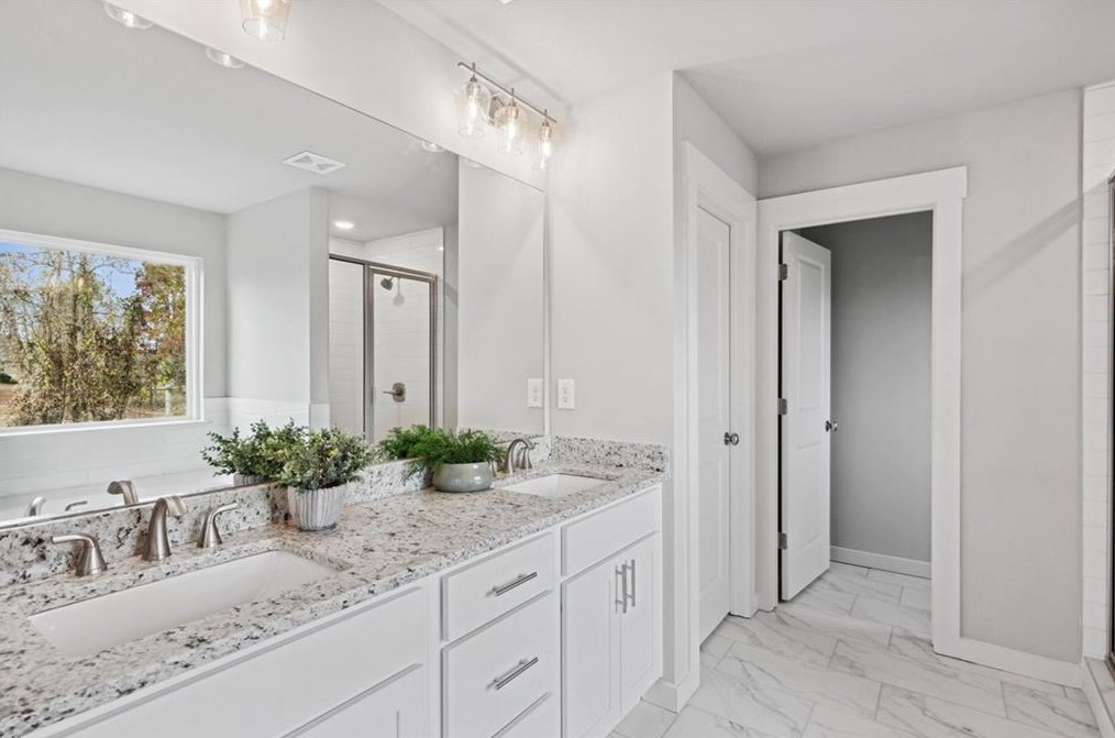 4284 Links Blvd, Jefferson GA  30549-8826 exterior