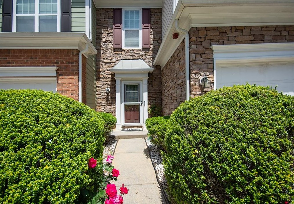 247 Kigian Trl, Holly Springs, GA 30188-5145