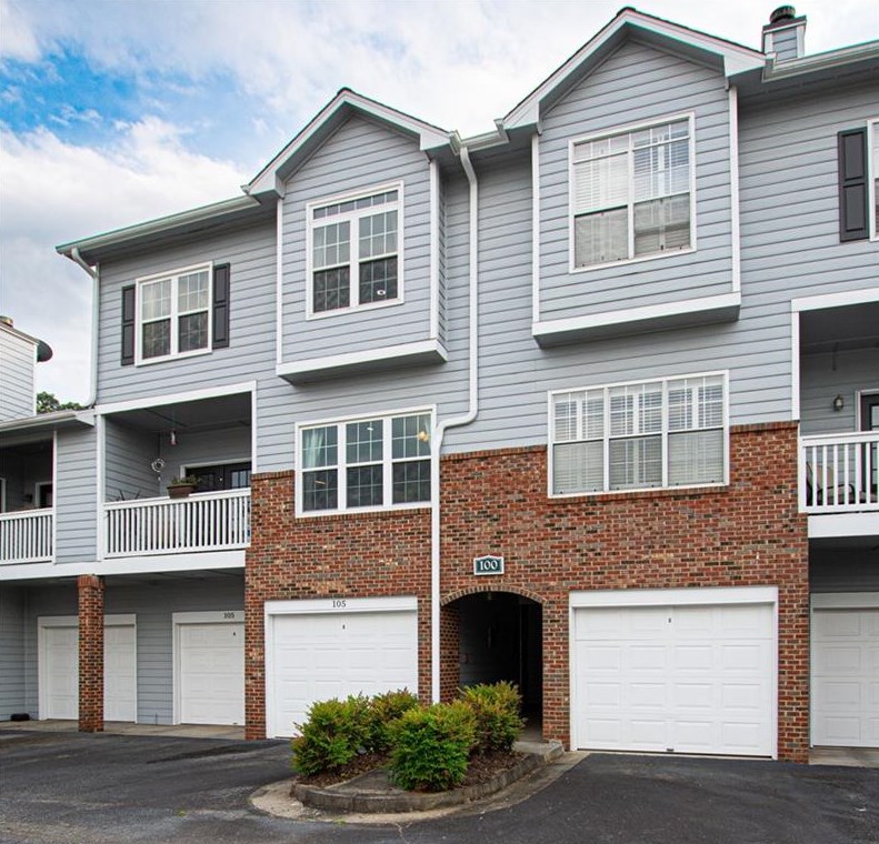 105 Vinings Frst Cir, Smyrna GA 30080-3918 exterior