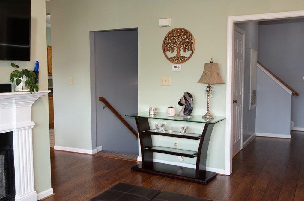 105 Vinings Frst Cir, Smyrna GA 30080-3918 exterior