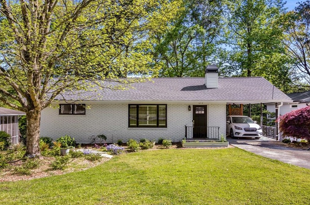 1279 Lindenwood Ln, Atlanta, GA 30319-3890