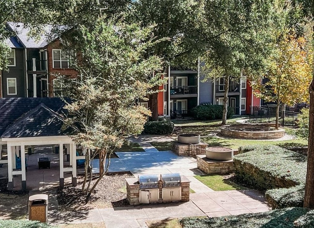 2696 Druid Hills Rd, Atlanta GA  30329-3572 exterior