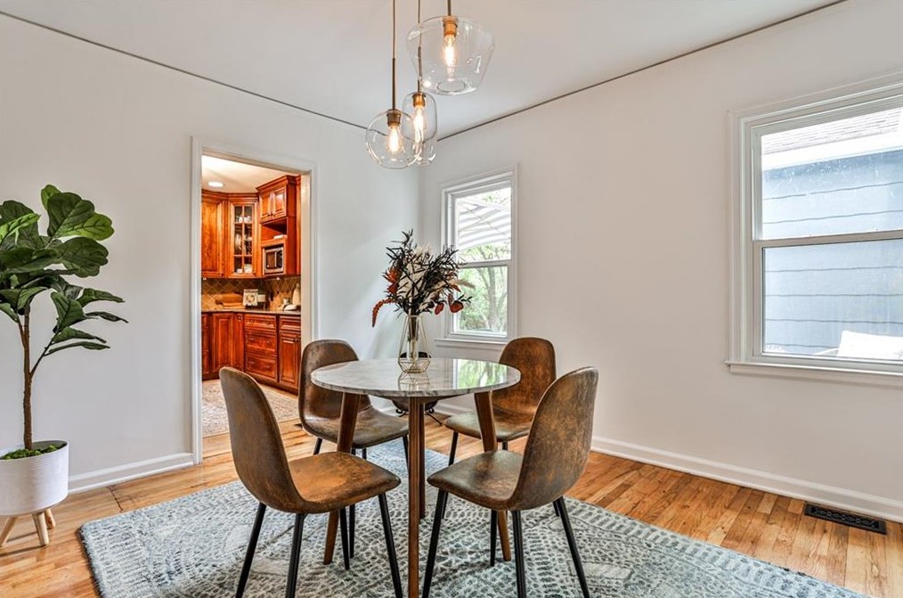 148 Willow Ln, Decatur GA  30030-1426 exterior