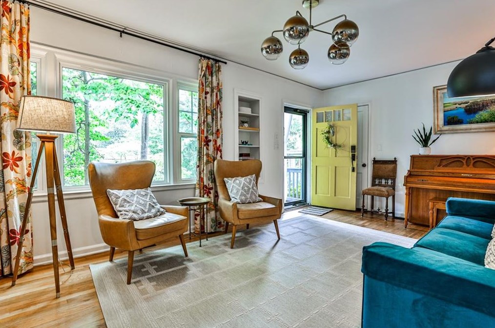 148 Willow Ln, Decatur GA  30030-1426 exterior