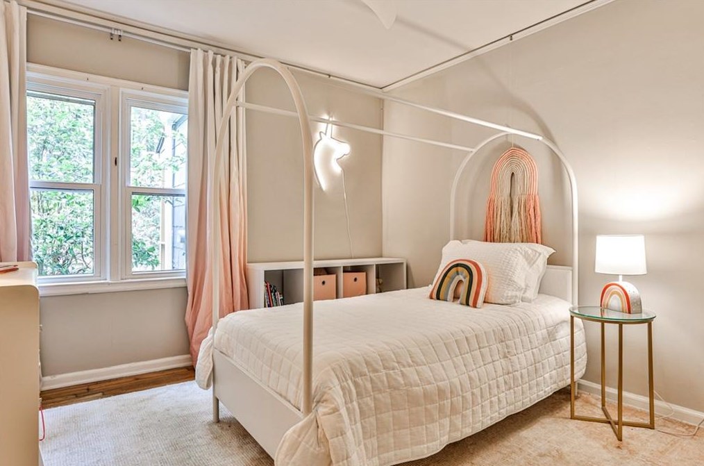 148 Willow Ln, Decatur GA  30030-1426 exterior