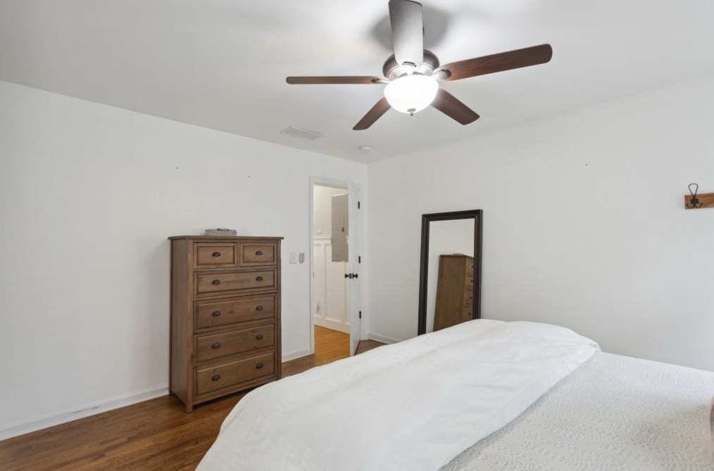 2726 Eastfield Rd, Smyrna GA  30080-3402 exterior