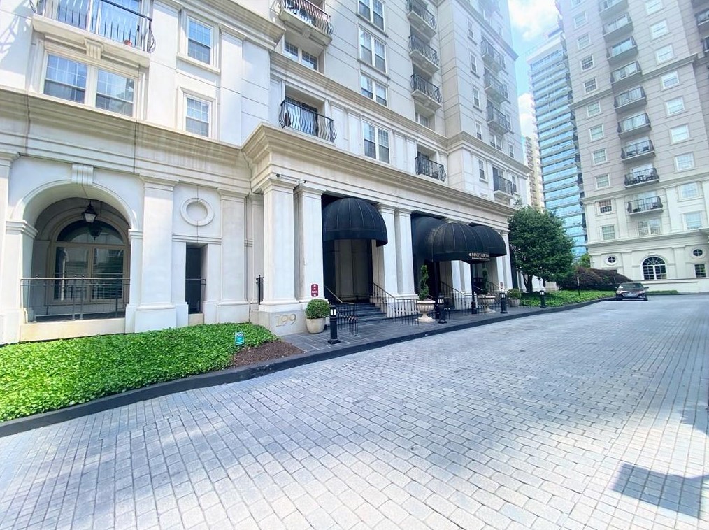 199 14th St, Atlanta GA  30318-7827 exterior