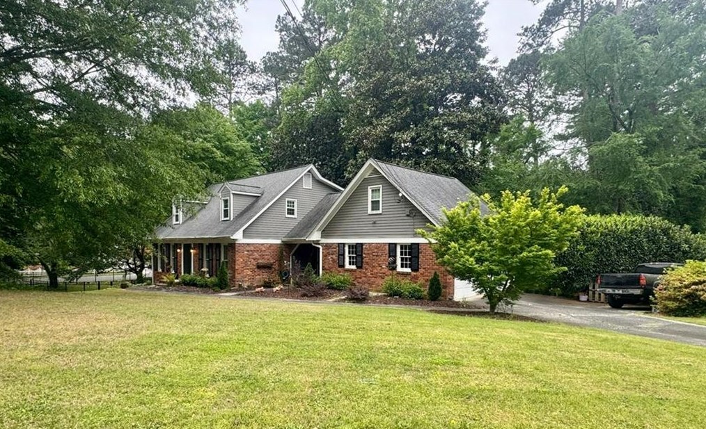 1735 Kings Down Cir, Atlanta, GA 30338-5625