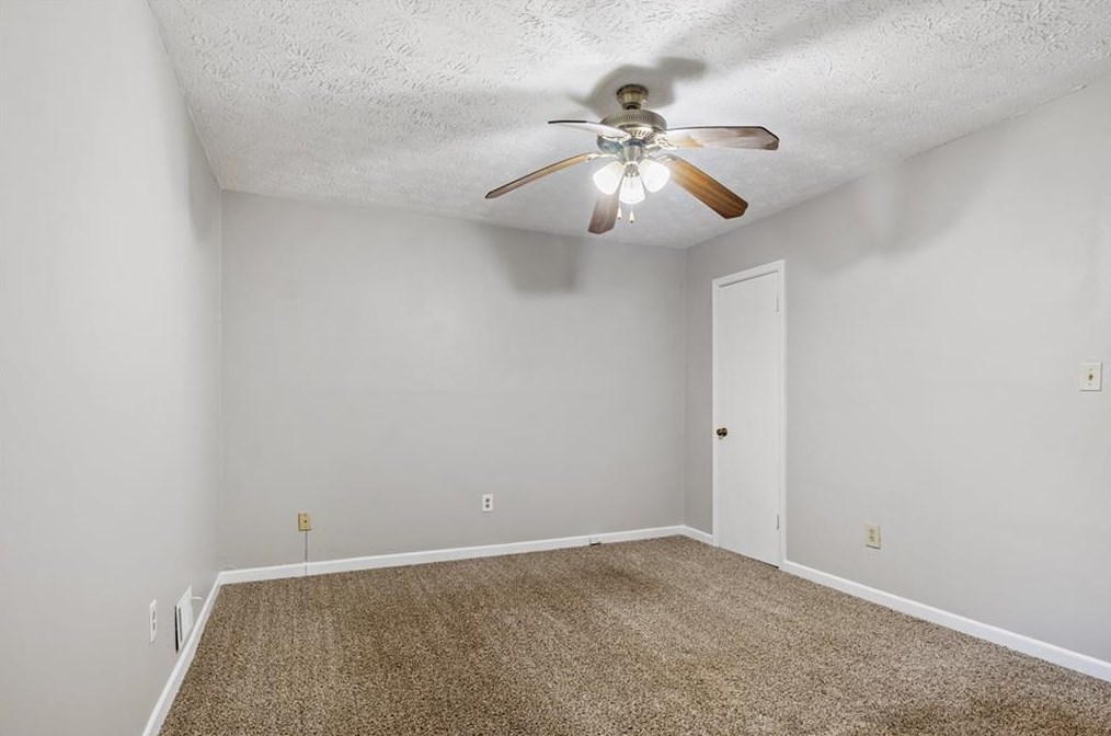 1761 Pne Crk Dr, Austell GA 30168-5140 exterior