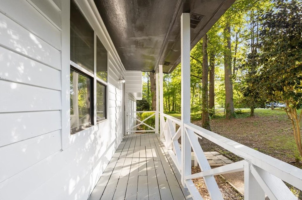 1761 Pine Creek Dr, Austell, GA 30168-5140