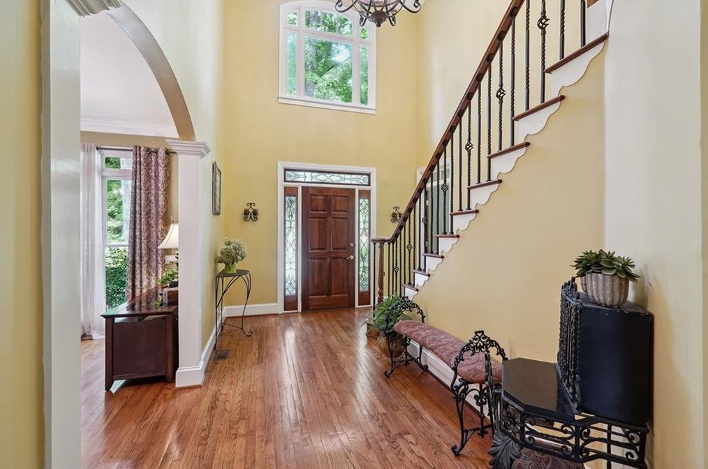 5330 Hermitage Dr, Powder Springs, GA 30127