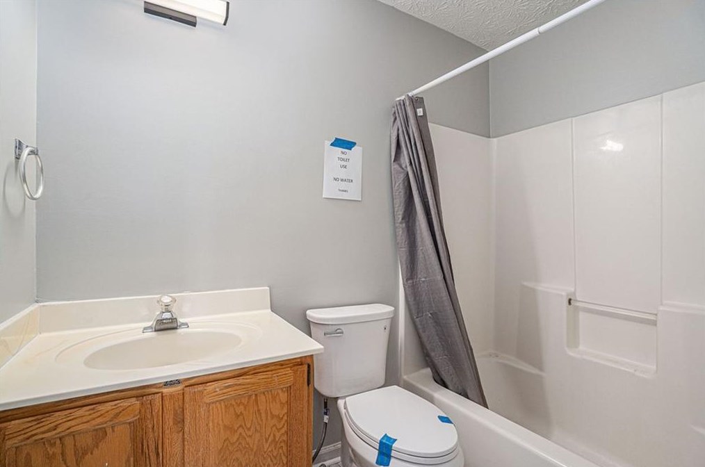 2815 Barnwood Xing, Duluth GA  30097-2178 exterior