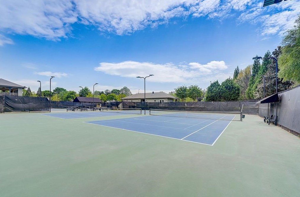 430 Majestic Cv, Alpharetta GA  30004-4567 exterior