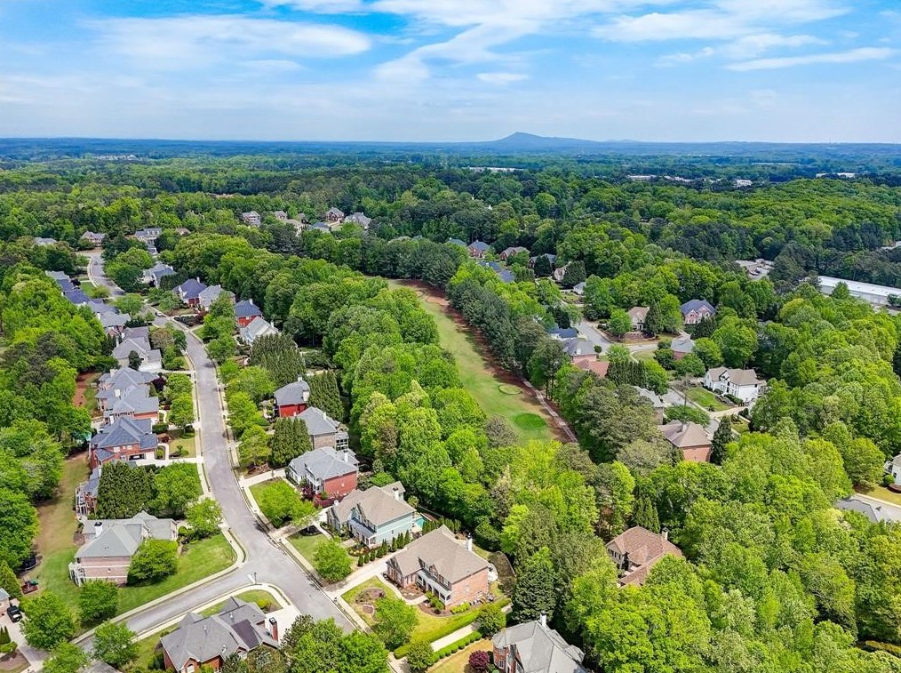 430 Majestic Cv, Alpharetta GA  30004-4567 exterior