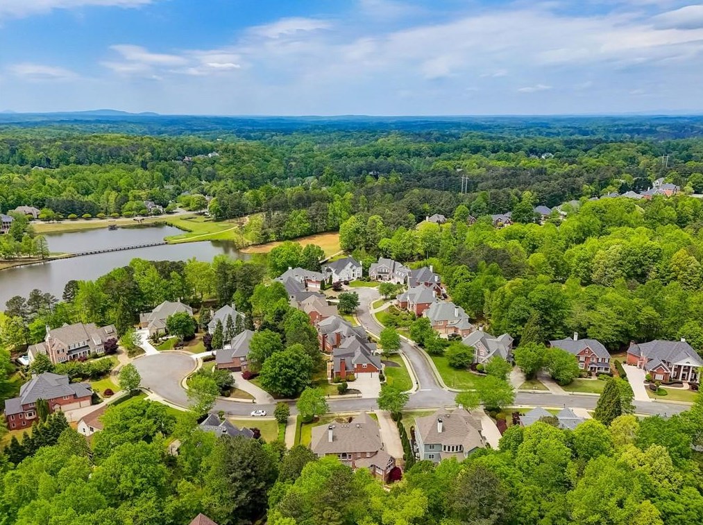 430 Majestic Cv, Alpharetta GA  30004-4567 exterior