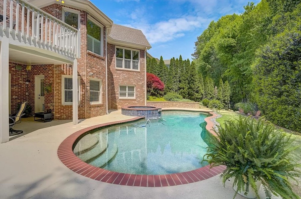 430 Majestic Cv, Alpharetta GA  30004-4567 exterior