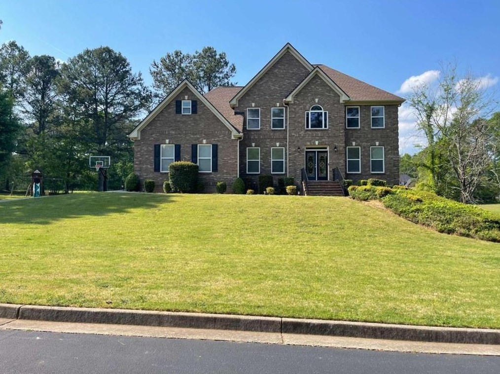 312 Pine Needle Ct, Stockbridge GA 30281-1595 exterior